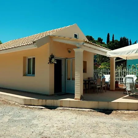 Albert's Place Hébergement de vacances Mesongí