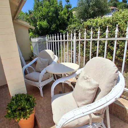 Holiday home Albert's Place